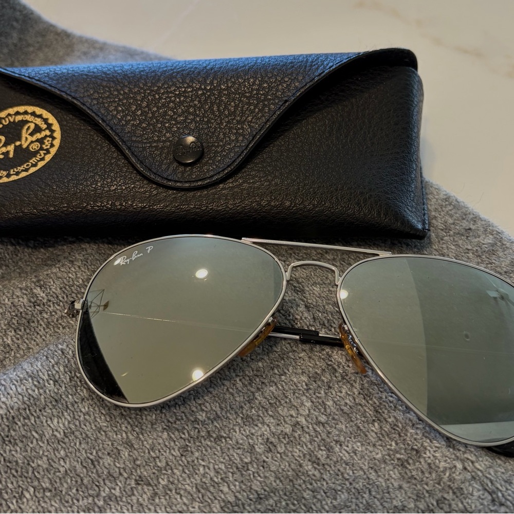 Ray Ban P- Classic Aviator Sunglasses-Polished silver frame/Polarized lenses - Picture 3 of 5